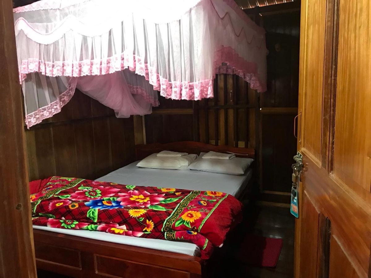 Hoang Quan Homestay Ba Be Exterior foto